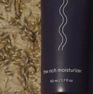 Curology Rich moisturizer